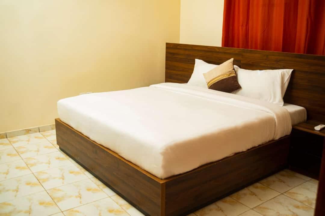 Mokaa Residence Hoteliere Lome Luaran gambar