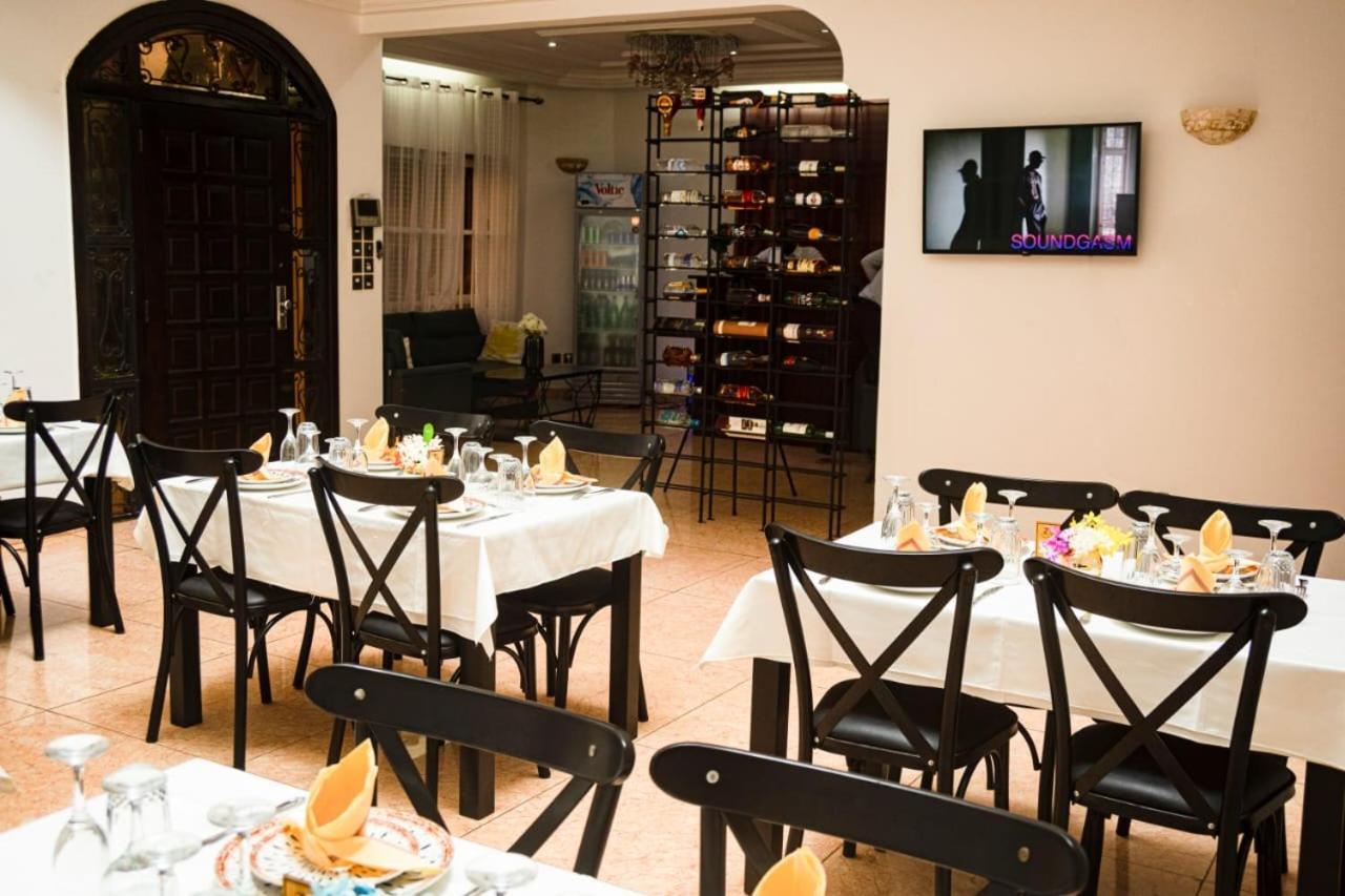 Mokaa Residence Hoteliere Lome Luaran gambar